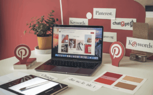 Découvrez comment optimiser facilement vos mots-clés Pinterest grâce à un prompt ChatGPT pratique.